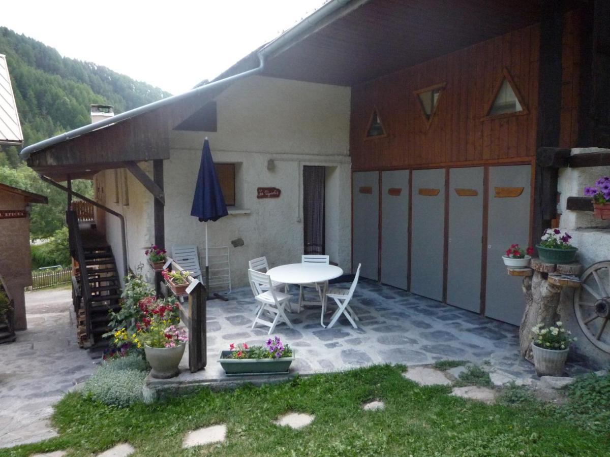 Le Chal Heureux Bel Appartement Dans Vieille Ferme De Montagne Renovee Les Orres Εξωτερικό φωτογραφία